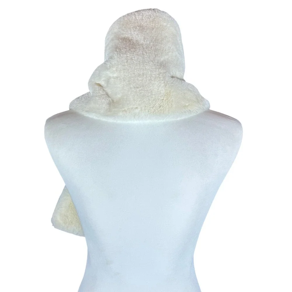Apparis Faux Fur Scarf NWT Women NS Cream Vegan Winter Wrap F20107CM